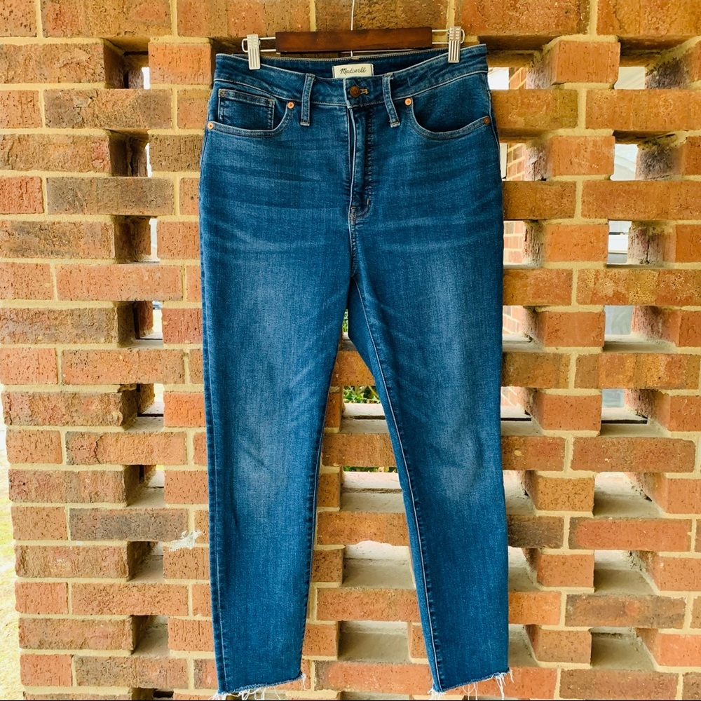 Madewell curvy high rise skinny raw hem mid wash size 29
